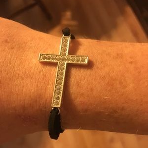 Cross bracelet*
